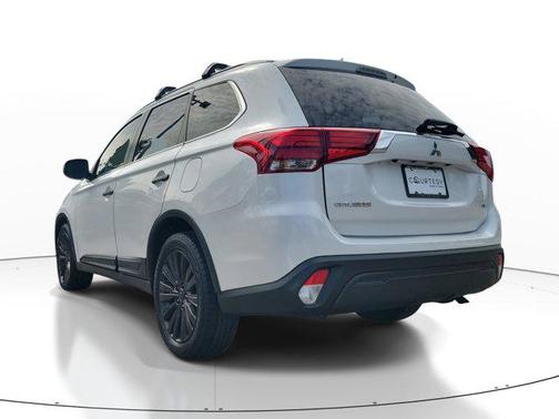 2020 Mitsubishi Outlander SEL