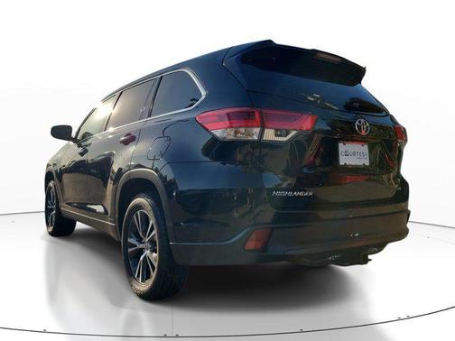 2019 Toyota Highlander LE Plus