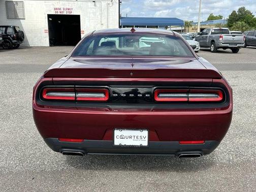 Octane Red Pearlcoat 2017 Dodge Challenger GT