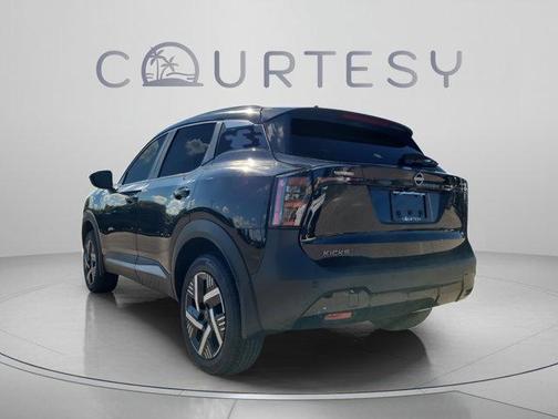 Super Black 2026 Nissan Kicks SV
