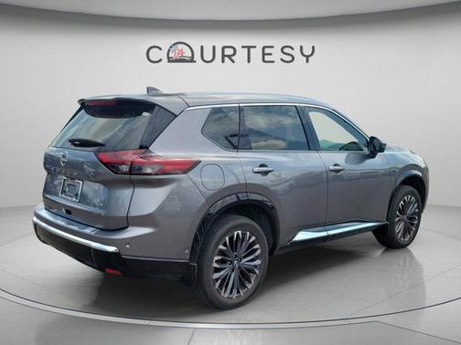 Gun Metallic 2024 Nissan Rogue Platinum