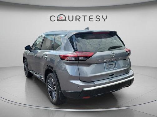 Gun Metallic 2024 Nissan Rogue Platinum