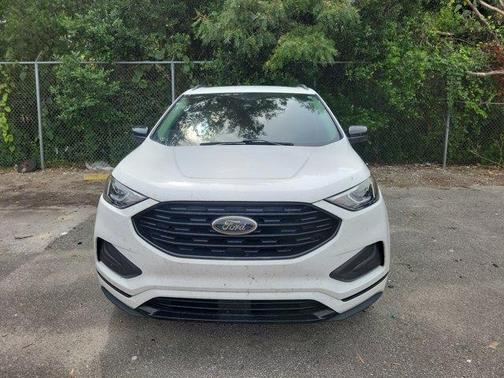 Oxford White 2024 Ford Edge SE