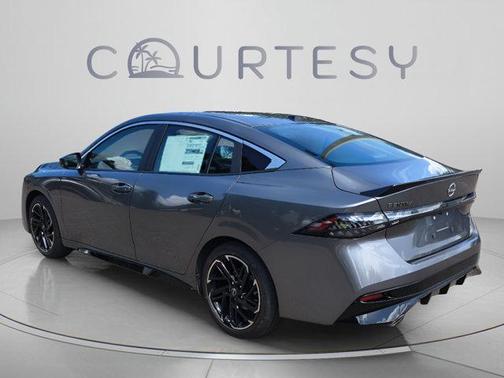 Gun Metallic 2027 Nissan Sentra SR