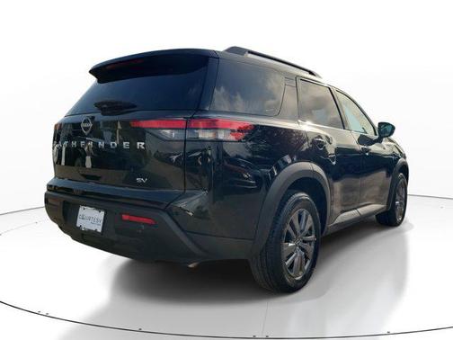 2024 Nissan Pathfinder SV FWD