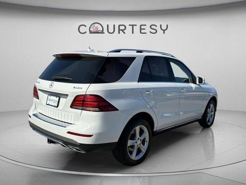 Polar White 2016 Mercedes-Benz GLE-Class GLE 350 4MATIC
