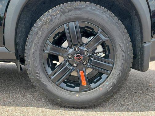2025 Nissan Rogue Rock Creek