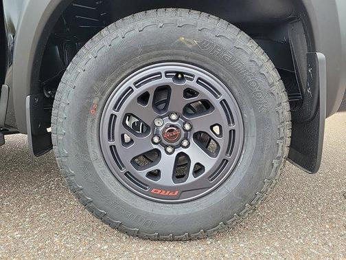 2025 Nissan Frontier PRO-X