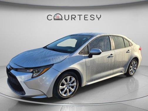 Classic Silver Metallic 2021 Toyota Corolla LE