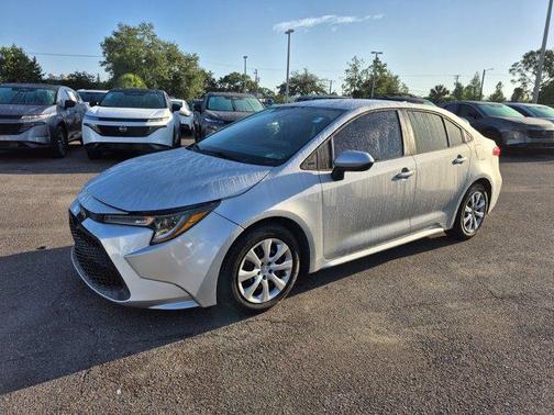 Classic Silver Metallic 2021 Toyota Corolla LE