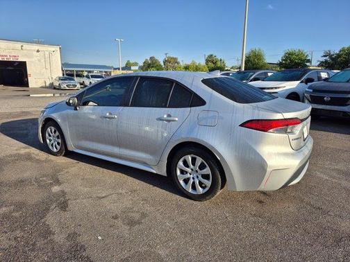 Classic Silver Metallic 2021 Toyota Corolla LE