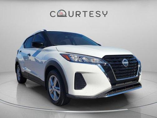 2025 Nissan Kicks Play S