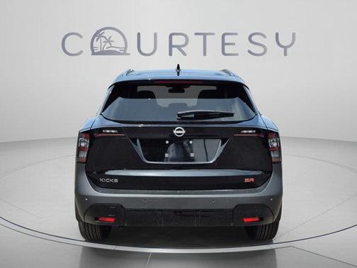Super Black 2026 Nissan Kicks SR