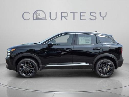 Super Black 2026 Nissan Kicks SR