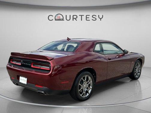 Octane Red Pearlcoat 2017 Dodge Challenger GT