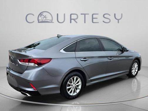 Machine Gray 2019 Hyundai SONATA SE