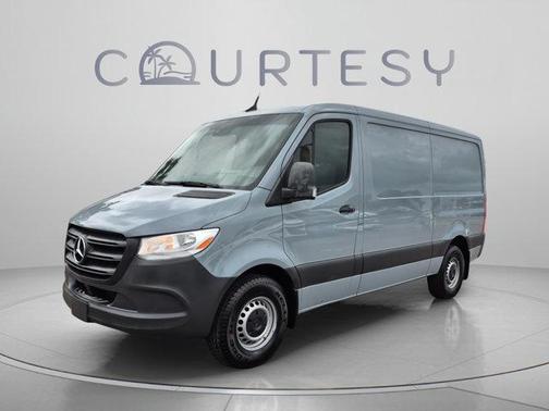 Selenite Gray Metallic 2024 Mercedes-Benz Sprinter 2500 144 WB