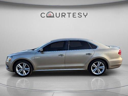 Titanium 2015 Volkswagen Passat 2.0L TDI SE