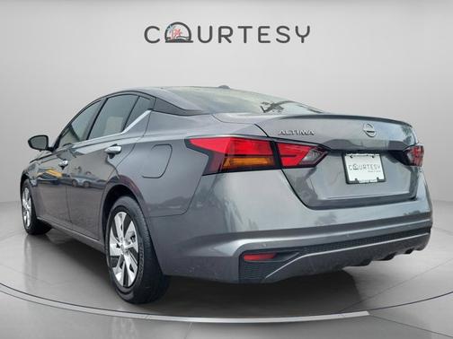 2025 Nissan Altima S