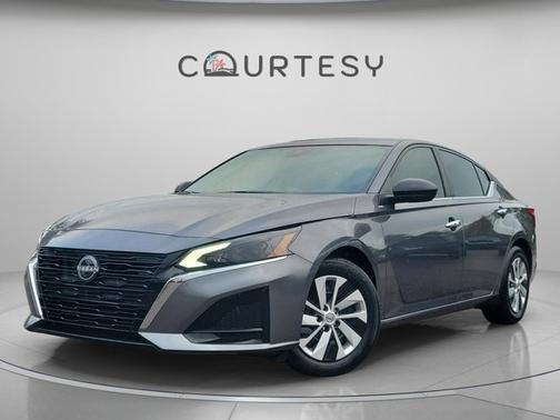 2025 Nissan Altima S