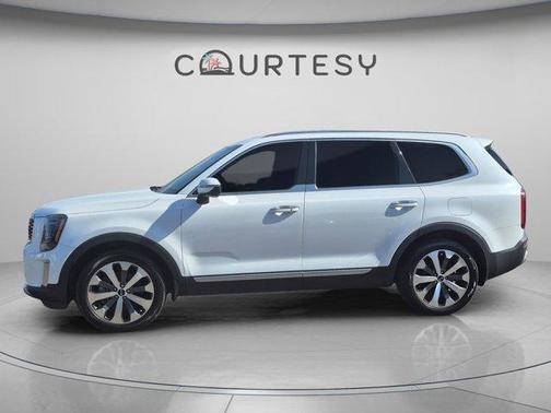 Snow White Pearl 2020 Kia Telluride S