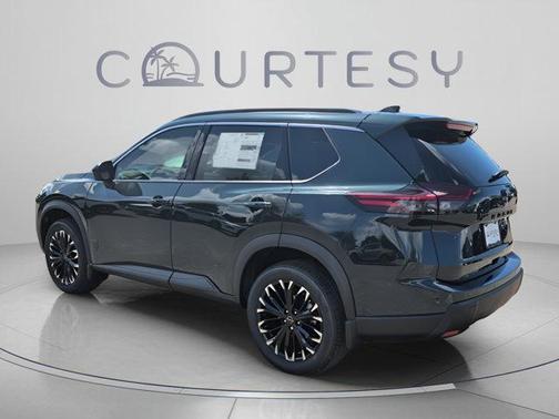 Obsidian Green 2026 Nissan Rogue Dark Armor