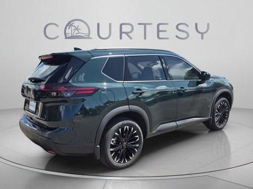 Obsidian Green 2026 Nissan Rogue Dark Armor