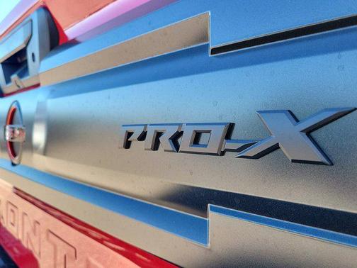 2025 Nissan Frontier PRO-X