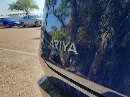 2025 Nissan ARIYA EVOLVE+