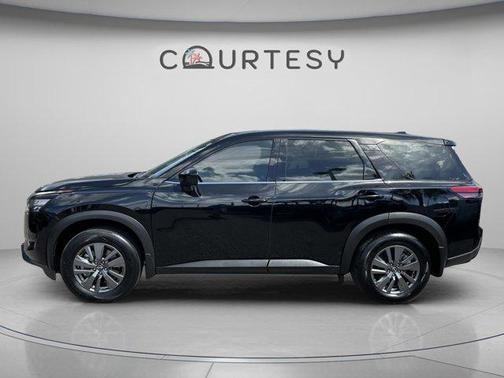 Black 2025 Nissan Pathfinder S