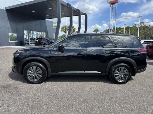 Black 2025 Nissan Pathfinder S