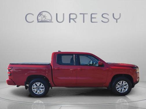 Red Alert 2022 Nissan Frontier SV