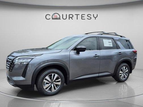 Gun Metallic 2026 Nissan Pathfinder SL