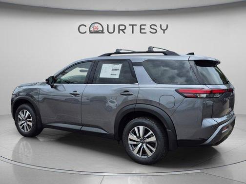 Gun Metallic 2026 Nissan Pathfinder SL