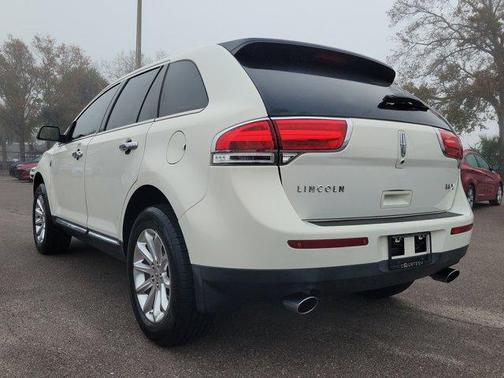 2013 Lincoln MKX Base
