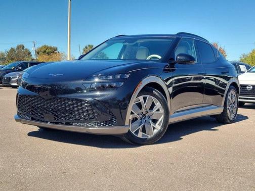 2024 Genesis GV60 Standard