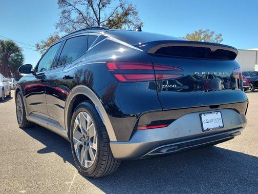 2024 Genesis GV60 Standard