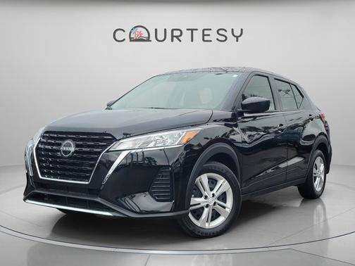 2025 Nissan Kicks Play S