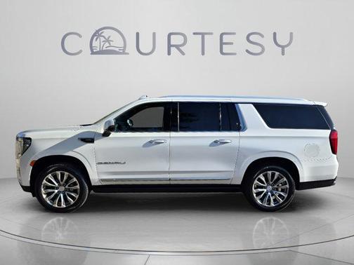 White Frost Tri-Coat 2021 GMC Yukon XL Denali