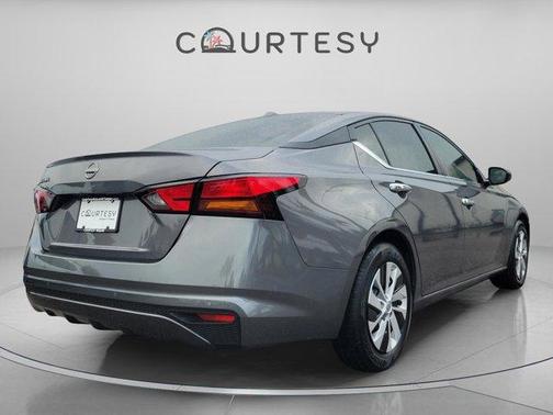 2025 Nissan Altima S