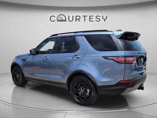 Byron Blue 2018 Land Rover Discovery HSE LUXURY
