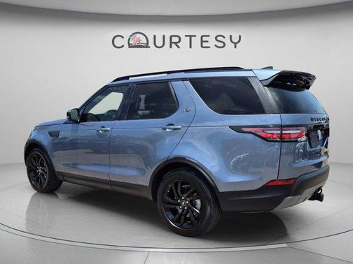Byron Blue 2018 Land Rover Discovery HSE LUXURY