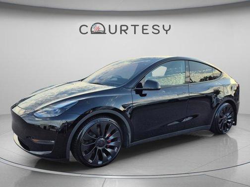 Black 2023 Tesla Model Y Performance