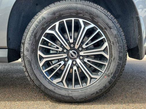 2025 Nissan Armada Platinum 2WD