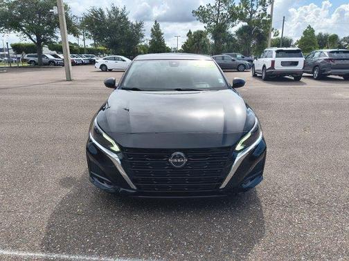 Black 2023 Nissan Altima 2.5 SV