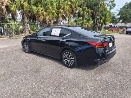 Black 2023 Nissan Altima 2.5 SV