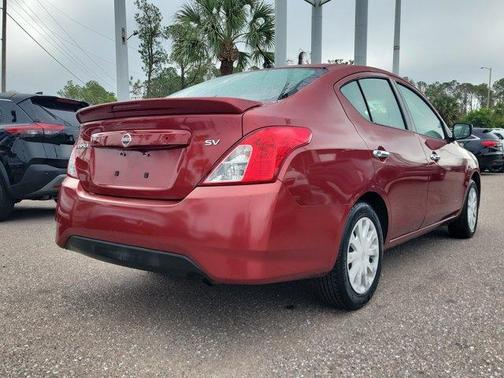 2017 Nissan Versa 1.6 SV