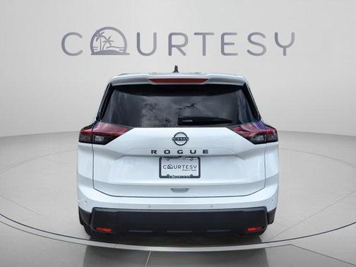 Everest White P 2026 Nissan Rogue Dark Armor