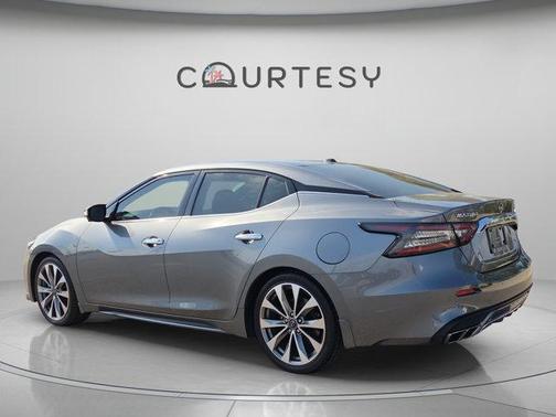 Gun Metallic 2023 Nissan Maxima Platinum