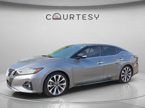 Gun Metallic 2023 Nissan Maxima Platinum
